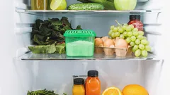 Nepříjemný zápach z ledničky zmizí okamžitě: jednoduchý domácí trik pro svěžest