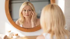 „Stárnutí není nic strašného“ – jaké způsoby uvažování o sobě a o životě pomáhají zvládat krize spojené s věkem